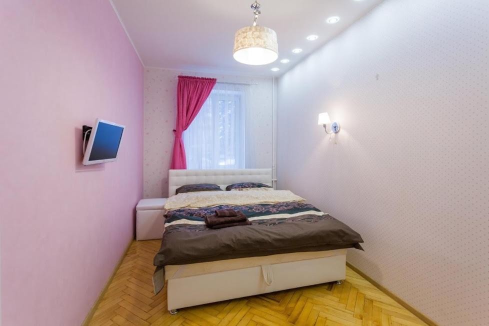 Апартаменты Дворец Спорта Kyiv Exterior foto